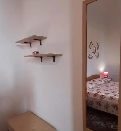 Florensia - Comodo Bilocale A Due Passi Dal Centro Appartamento *